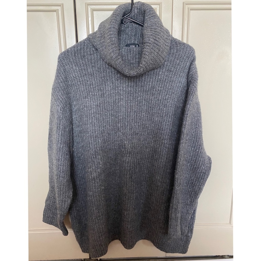 Chucky turtle neck sweater